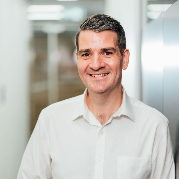 Warwick Bragg profile photo